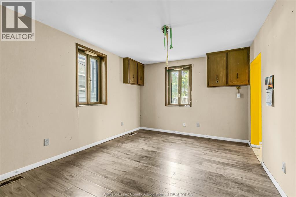 Photo 6 of 460 Aylmer, Windsor ON