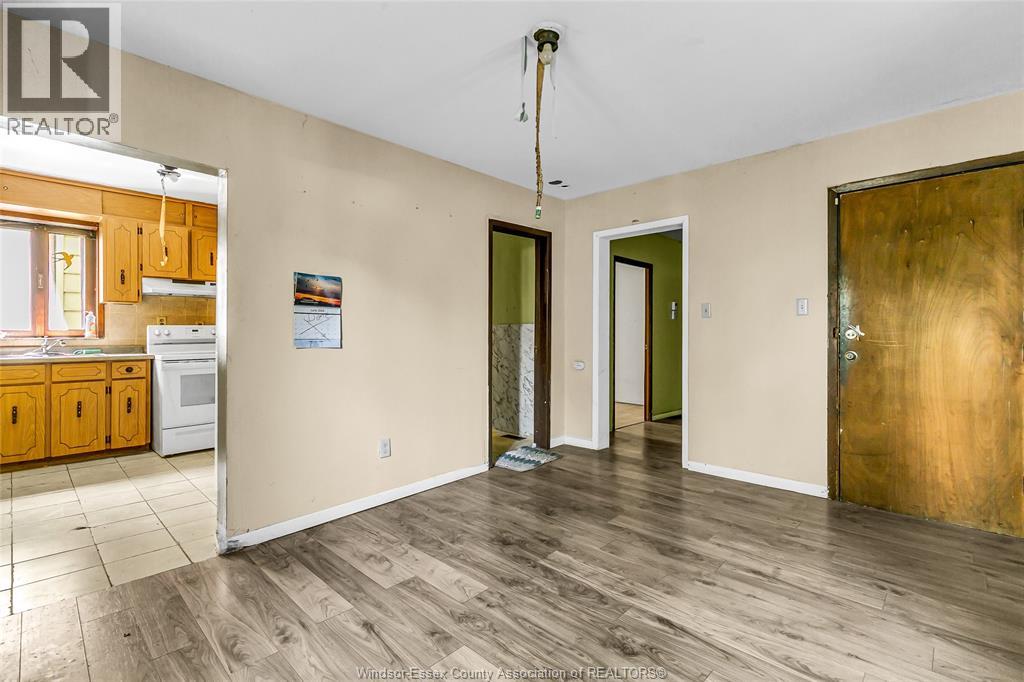 Photo 7 of 460 Aylmer, Windsor ON