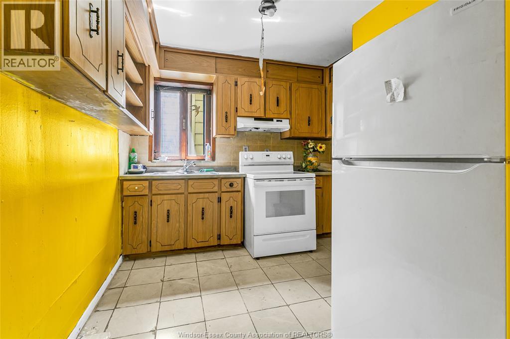 Photo 9 of 460 Aylmer, Windsor ON