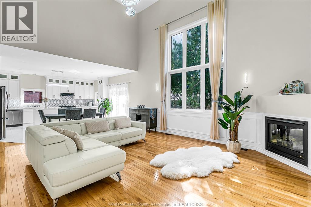 Photo 10 of 3741 Inglewood Avenue, Windsor ON
