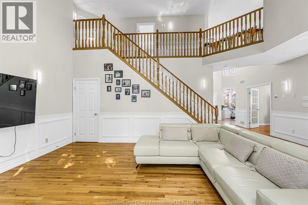 Photo 15 of 3741 Inglewood Avenue, Windsor ON