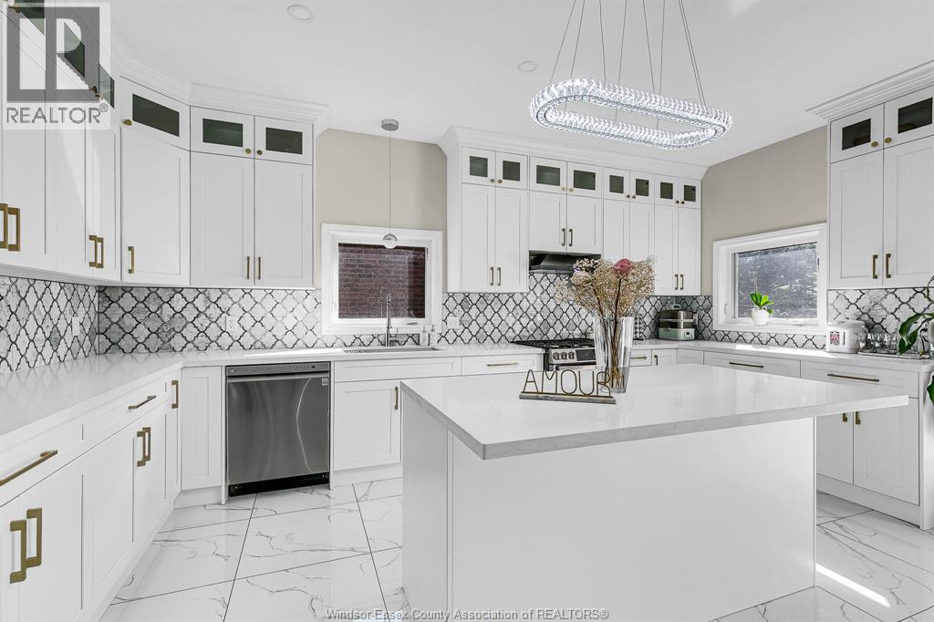 Photo 19 of 3741 Inglewood Avenue, Windsor ON