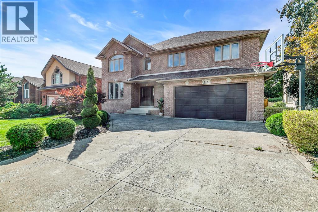 Photo 3 of 3741 Inglewood Avenue, Windsor ON