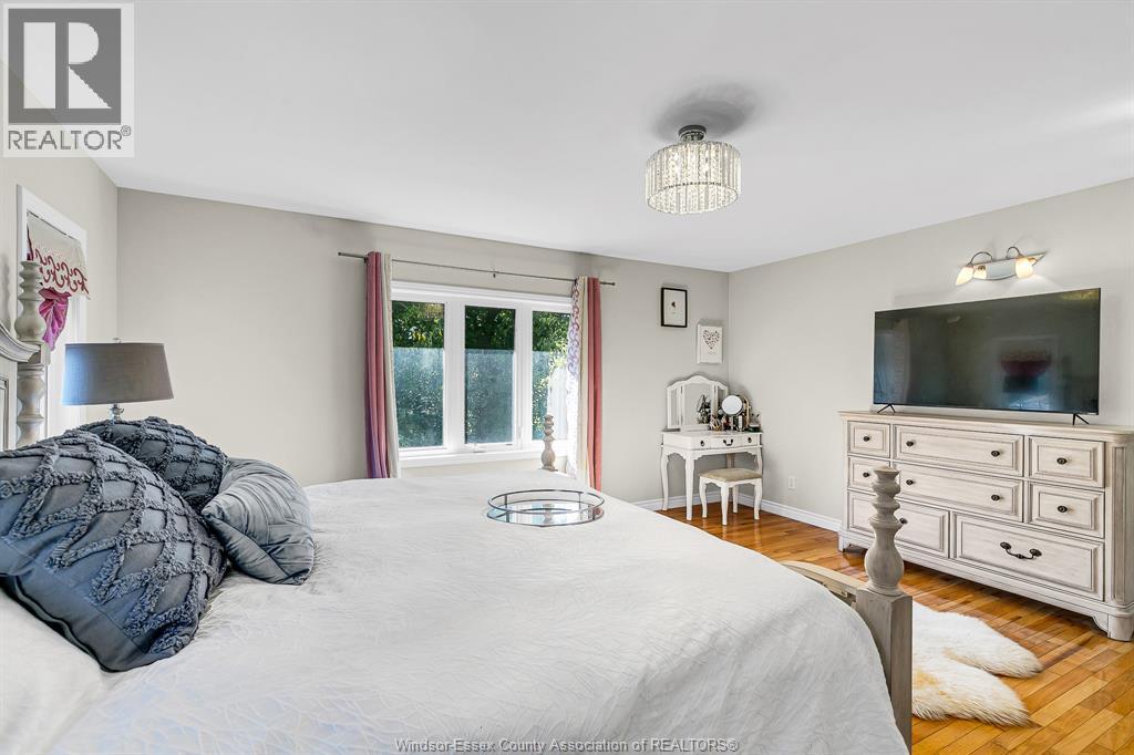 Photo 31 of 3741 Inglewood Avenue, Windsor ON