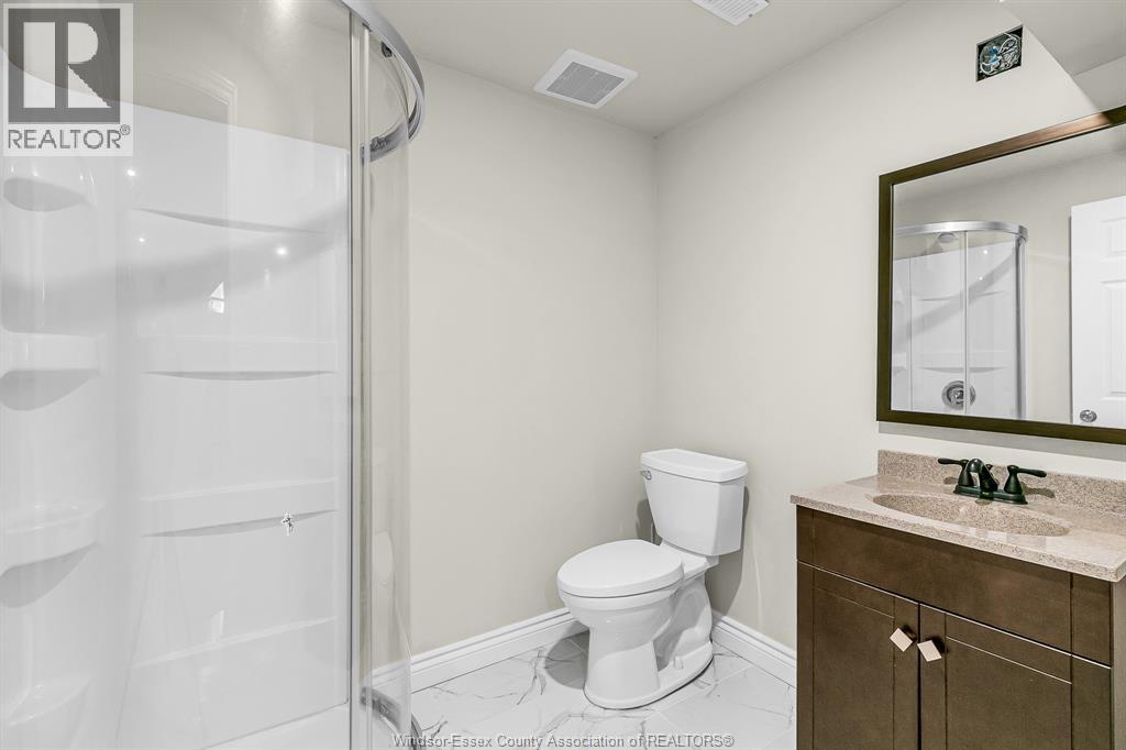 Photo 40 of 3741 Inglewood Avenue, Windsor ON