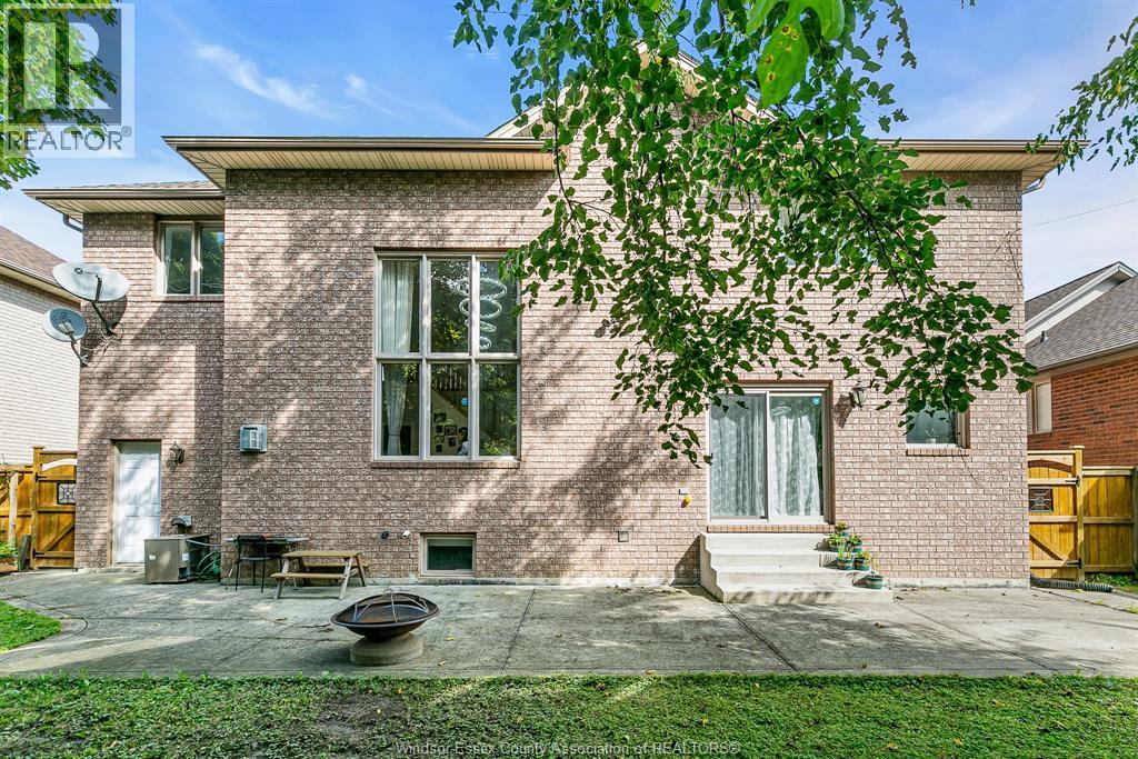 Photo 41 of 3741 Inglewood Avenue, Windsor ON