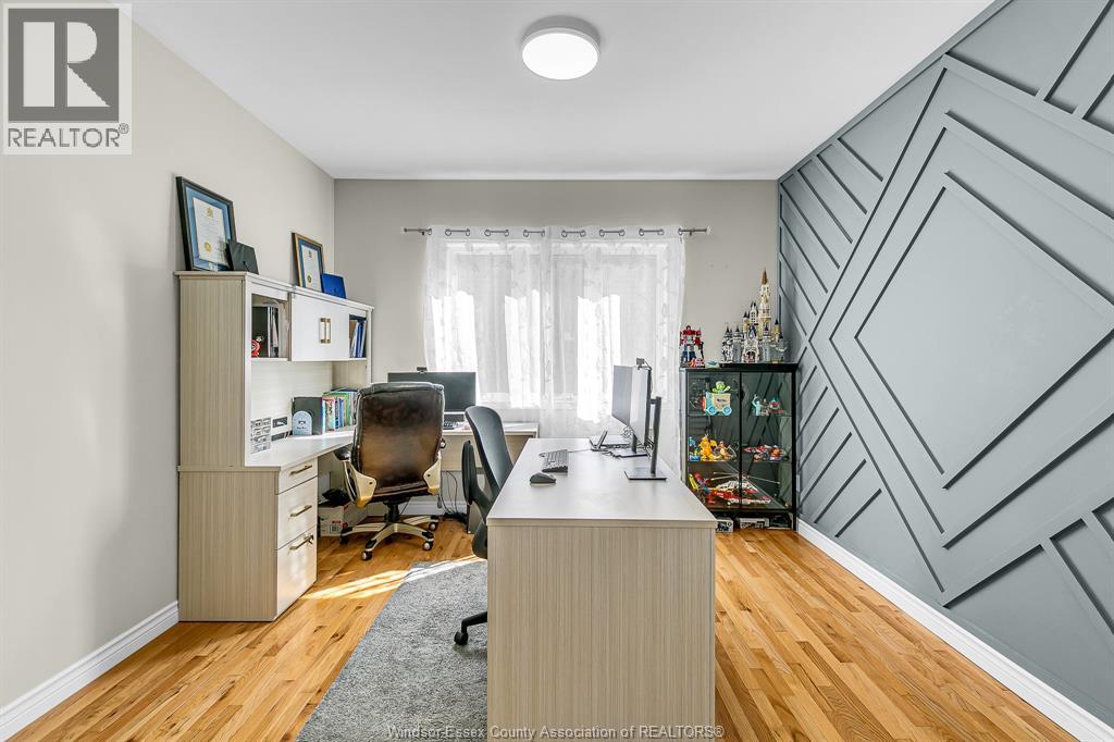 Photo 9 of 3741 Inglewood Avenue, Windsor ON
