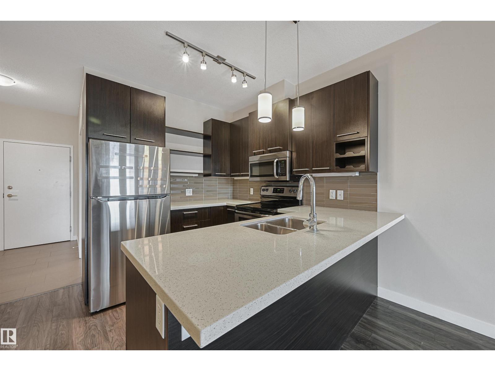 Photo 1 of 403 10418 81 Av Nw, Edmonton AB