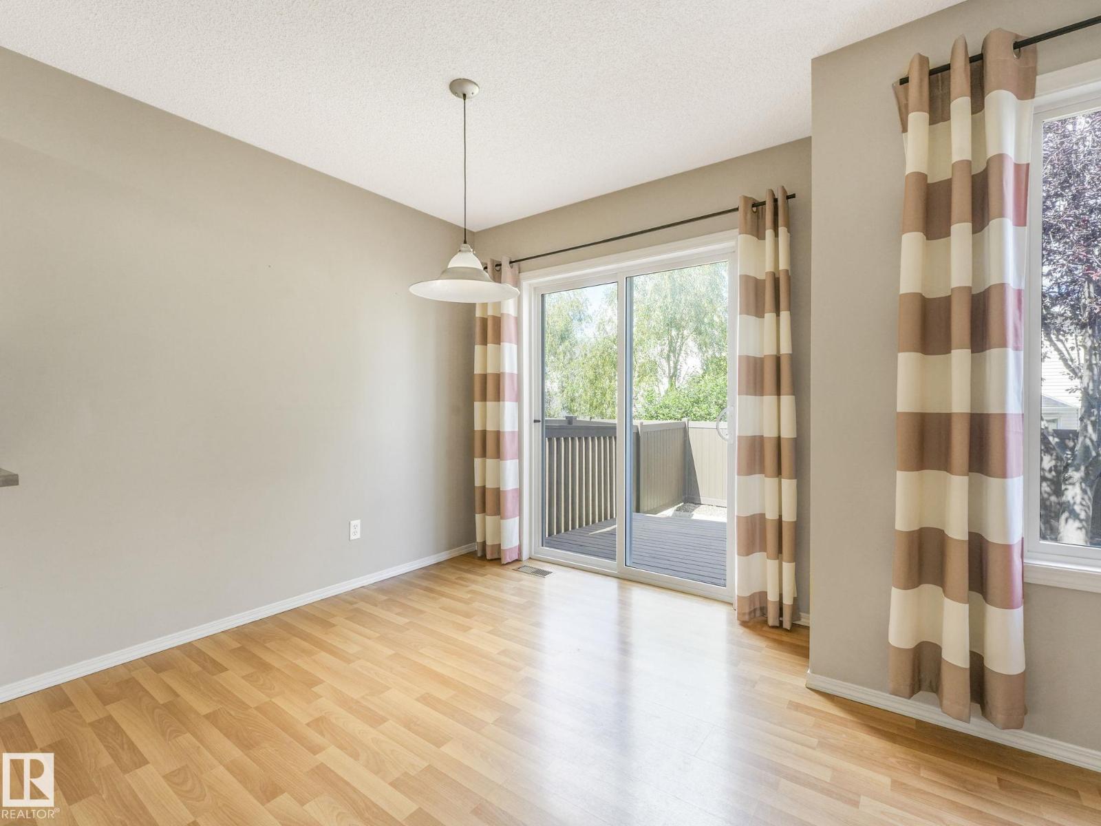 Photo 13 of 56 1428 Hodgson Wy Nw, Edmonton AB