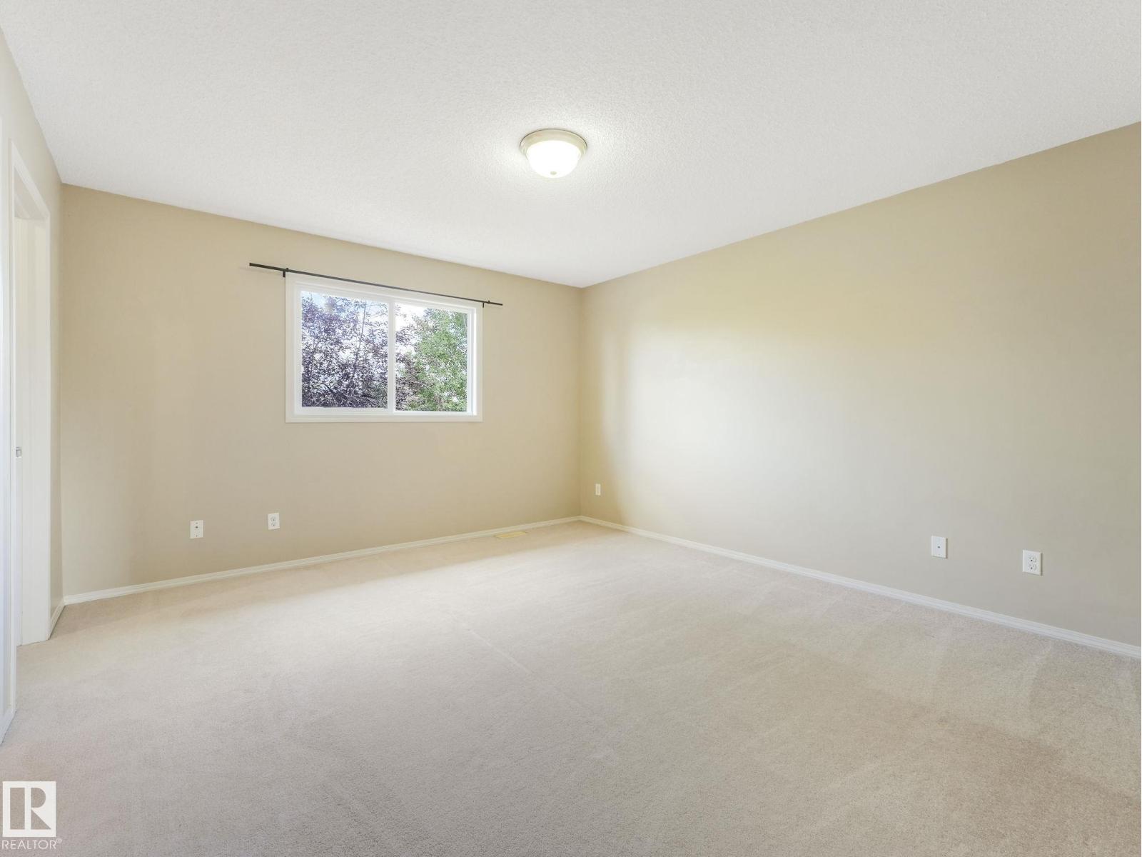 Photo 27 of 56 1428 Hodgson Wy Nw, Edmonton AB