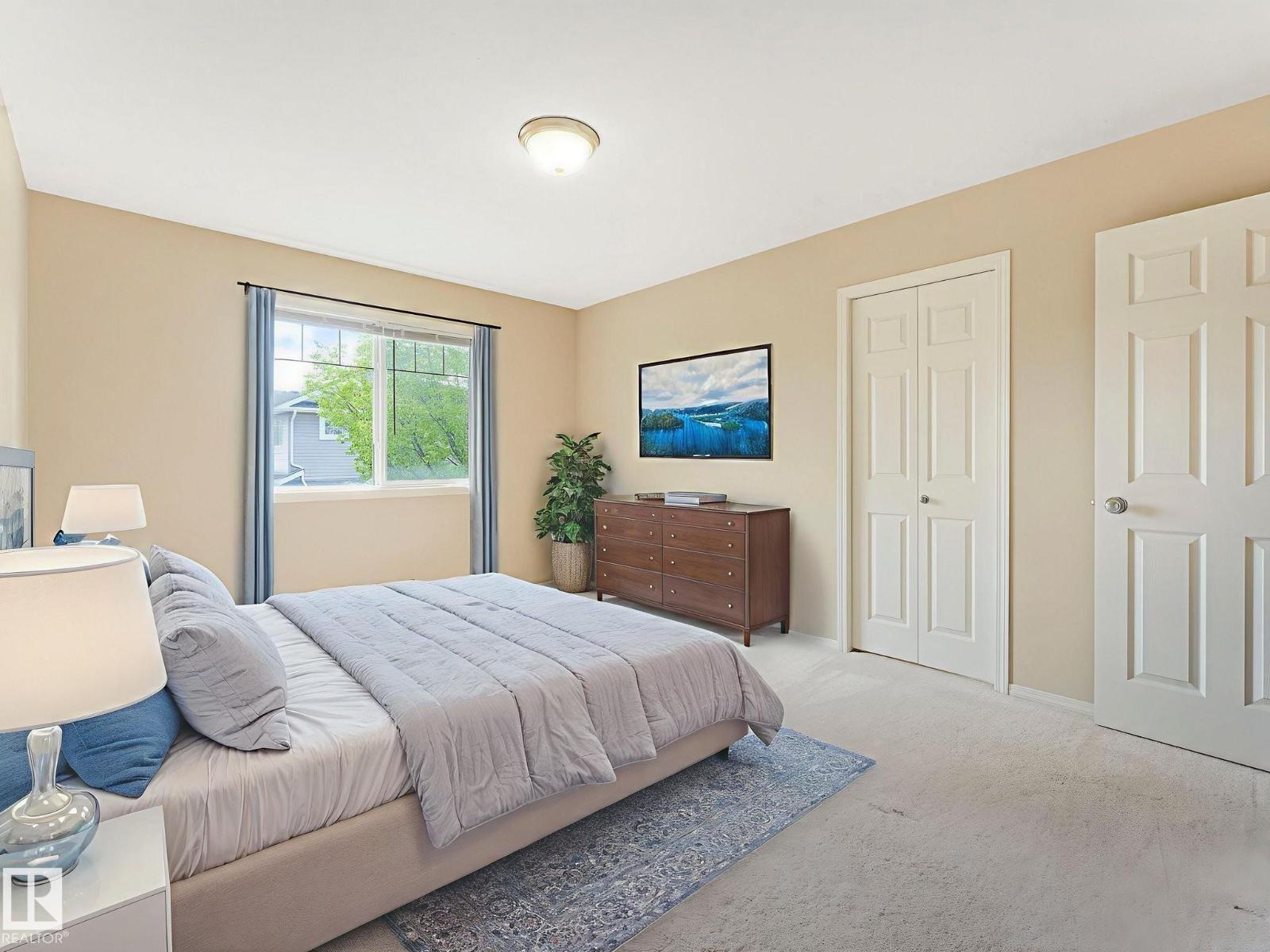 Photo 21 of 56 1428 Hodgson Wy Nw, Edmonton AB