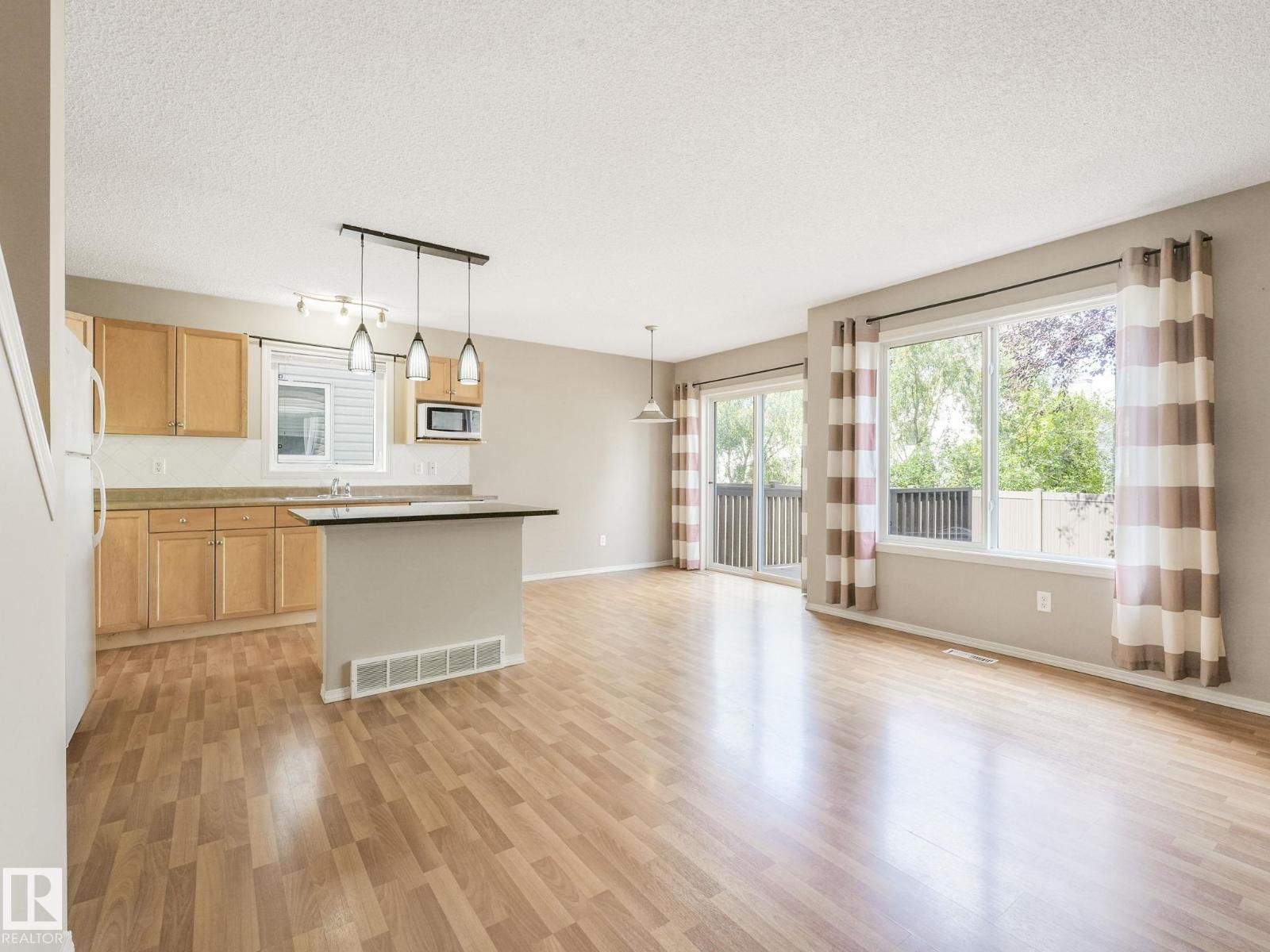Photo 6 of 56 1428 Hodgson Wy Nw, Edmonton AB