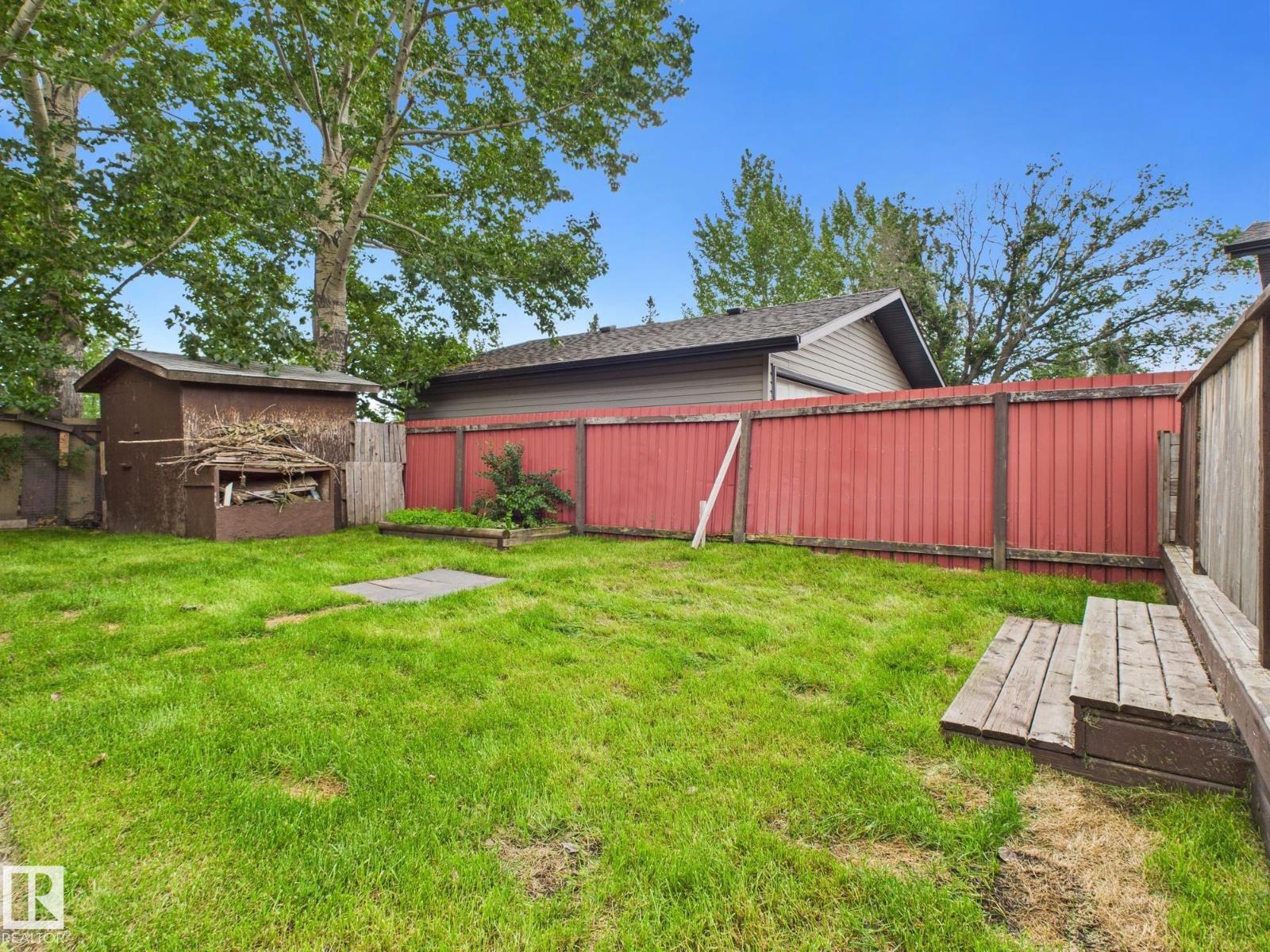 Photo 41 of 8525 92 Av, Fort Saskatchewan AB