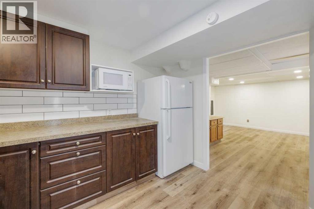 Photo 16 of 5811 Templehill Road Ne, Calgary AB