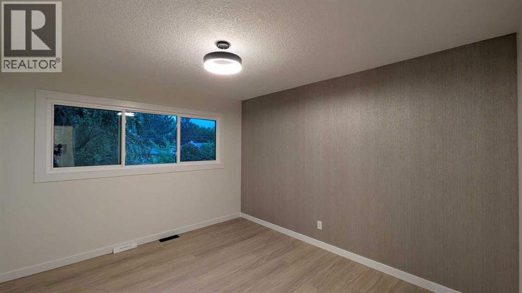 Photo 14 of 103 Haverhill Road Sw, Calgary AB