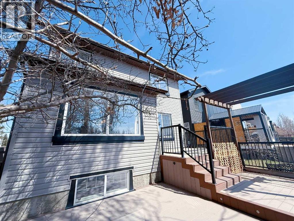 Single Family House for Sale in  Chaparral Ridge Circle SE Chaparral Calgary 