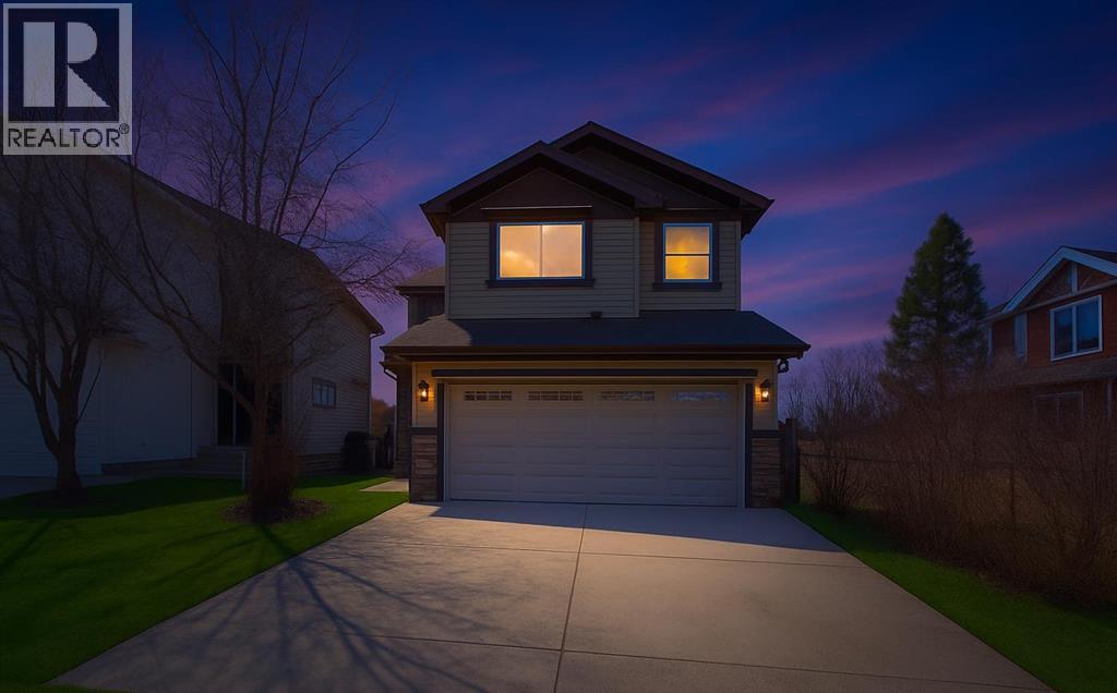 Single Family House for Sale in  Chaparral Ridge Circle SE Chaparral Calgary 