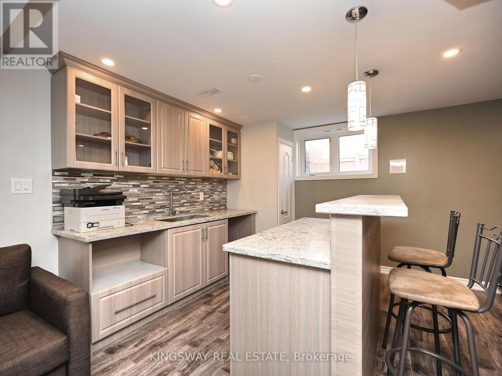 Photo 34 of 620 Langholm Street, Milton ON