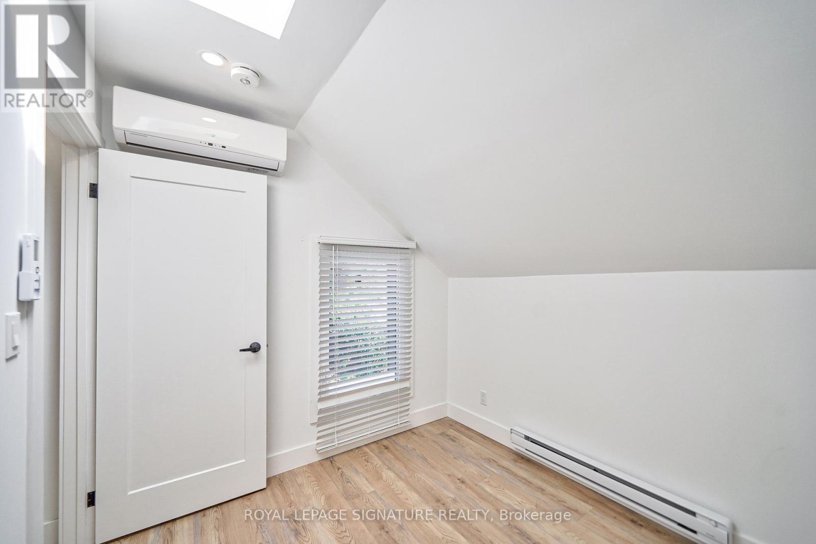 Photo 24 of 541 St Clarens Avenue, Toronto ON