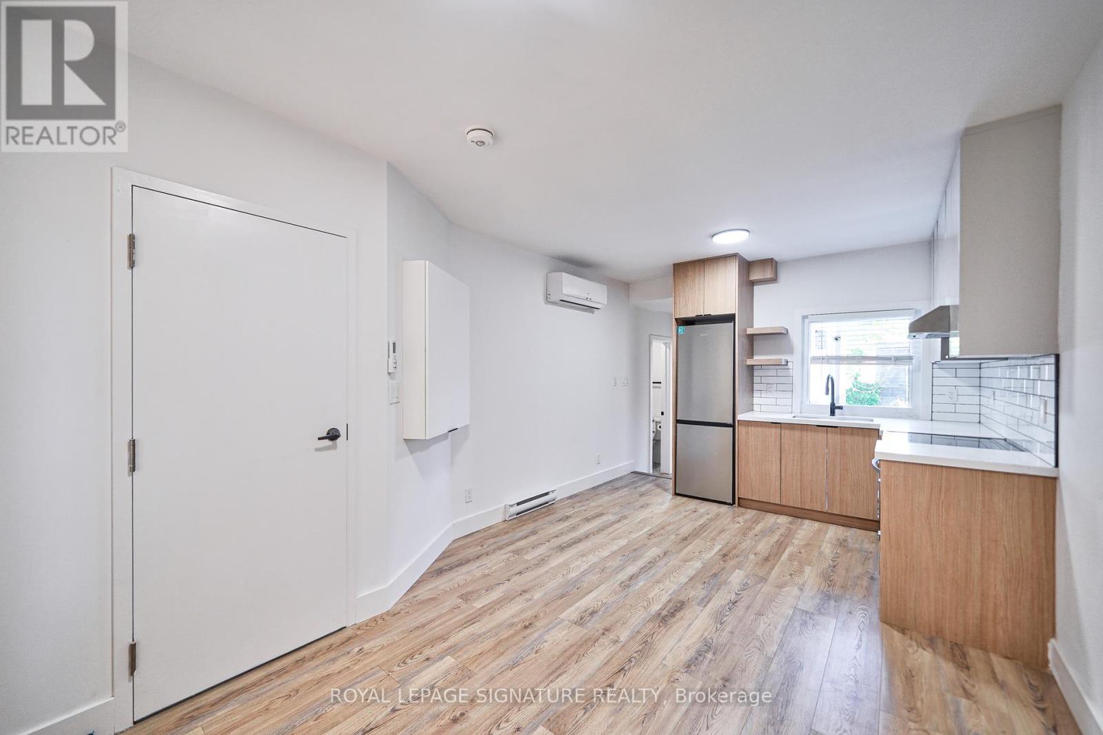 Photo 6 of 541 St Clarens Avenue, Toronto ON