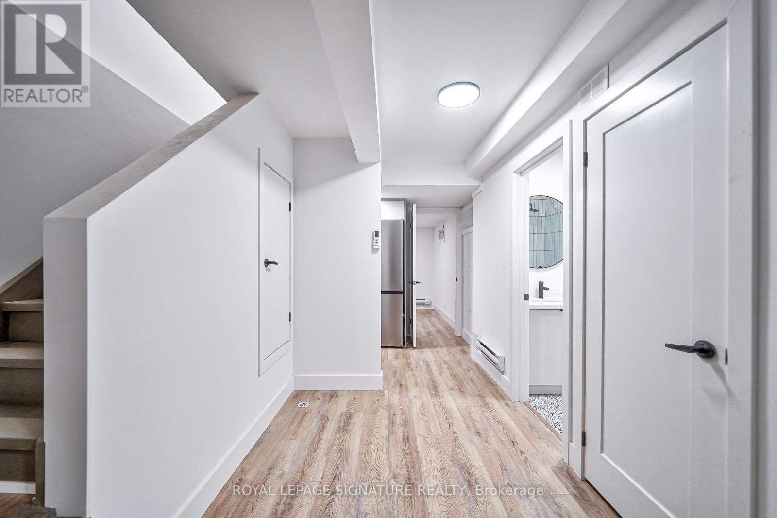 Photo 31 of 541 St Clarens Avenue, Toronto ON