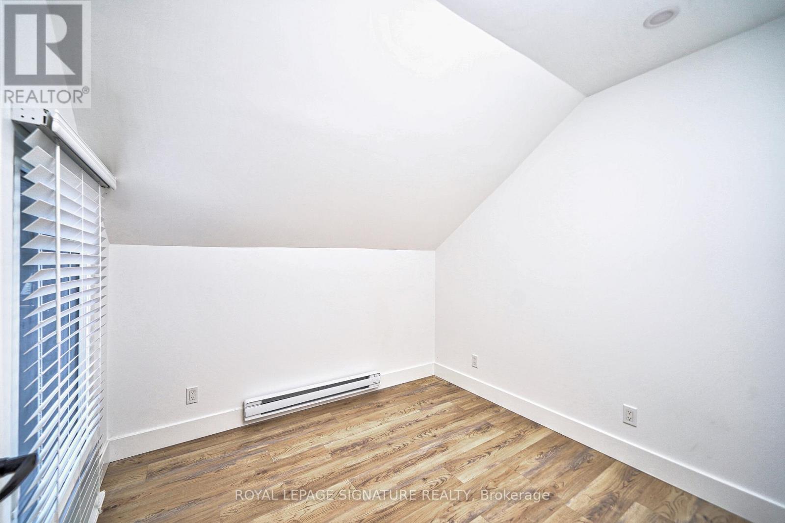 Photo 22 of 541 St Clarens Avenue, Toronto ON