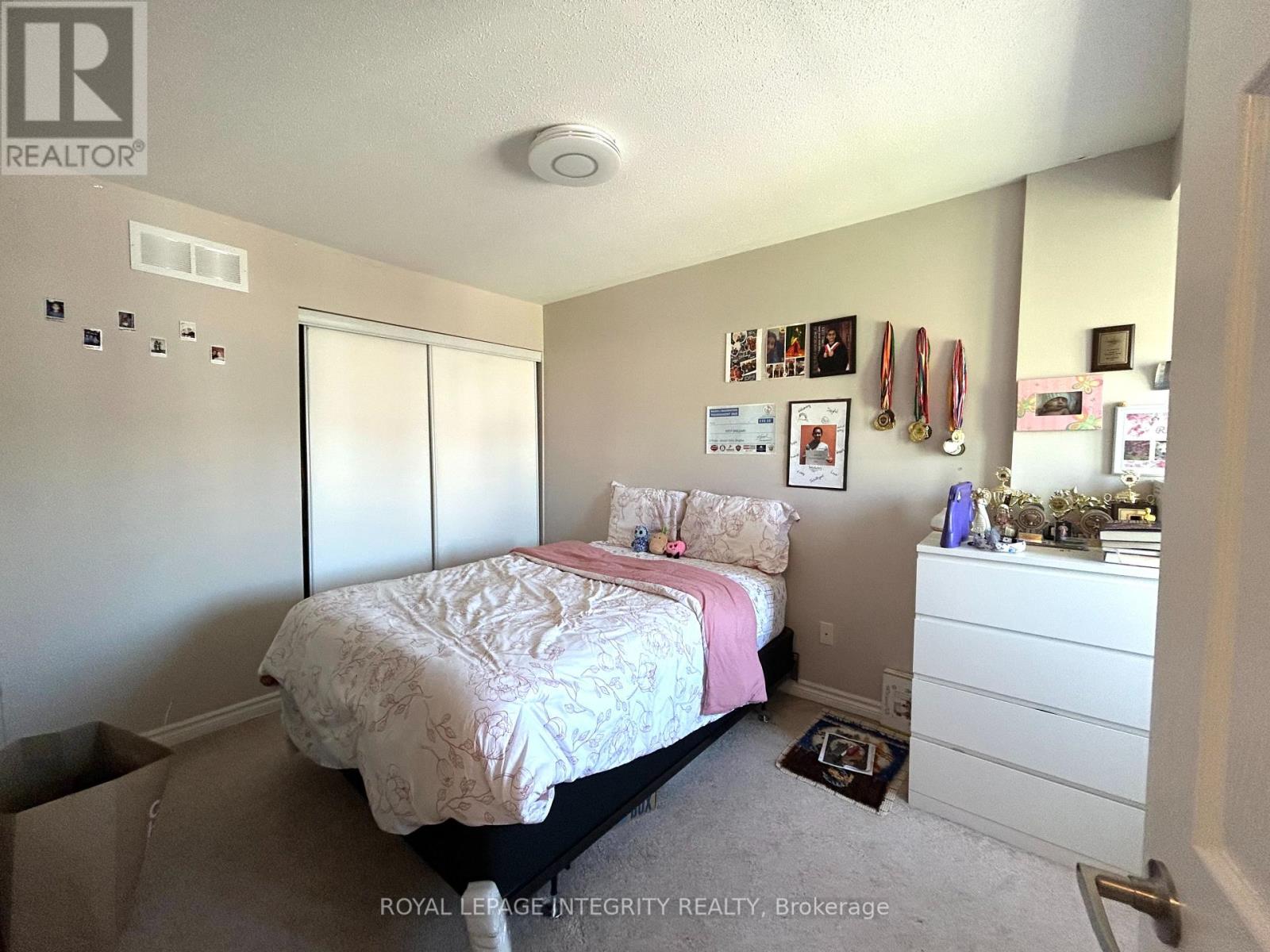 Photo 9 of 3116 Burritts Rapids Place, Ottawa ON