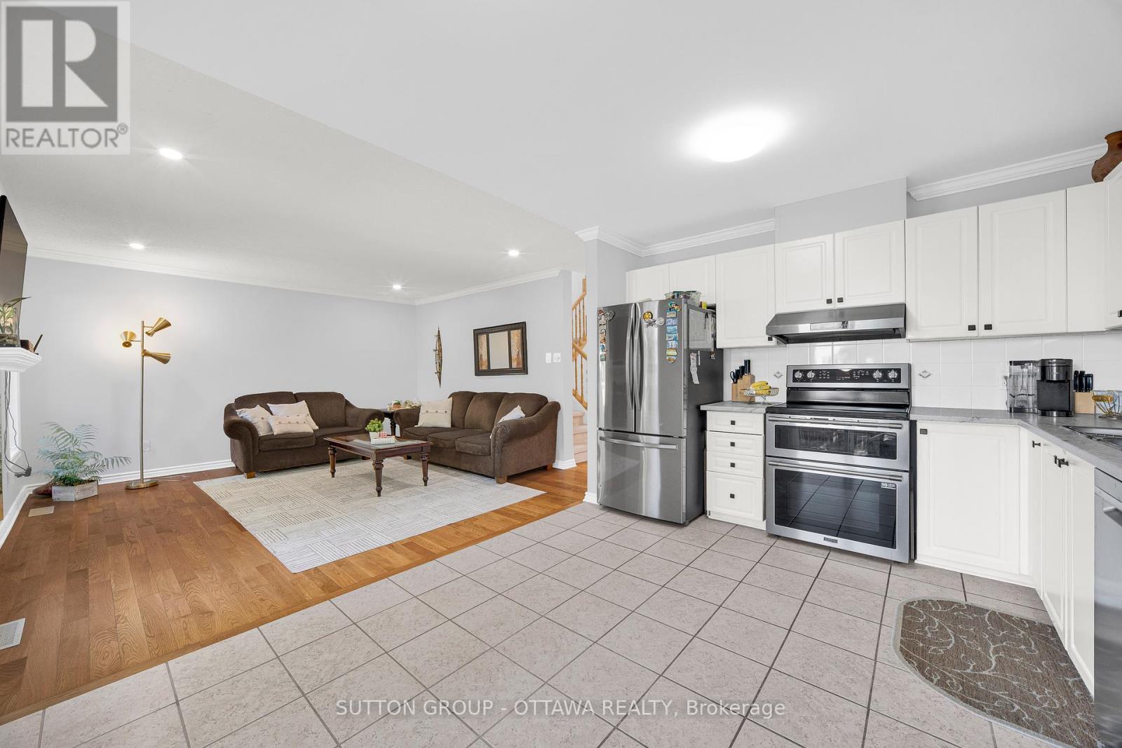 Photo 16 of 11 Baypointe Crescent, Ottawa ON
