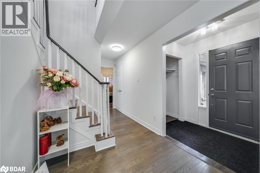 Photo 40 of 6 Milne Court, Barrie ON