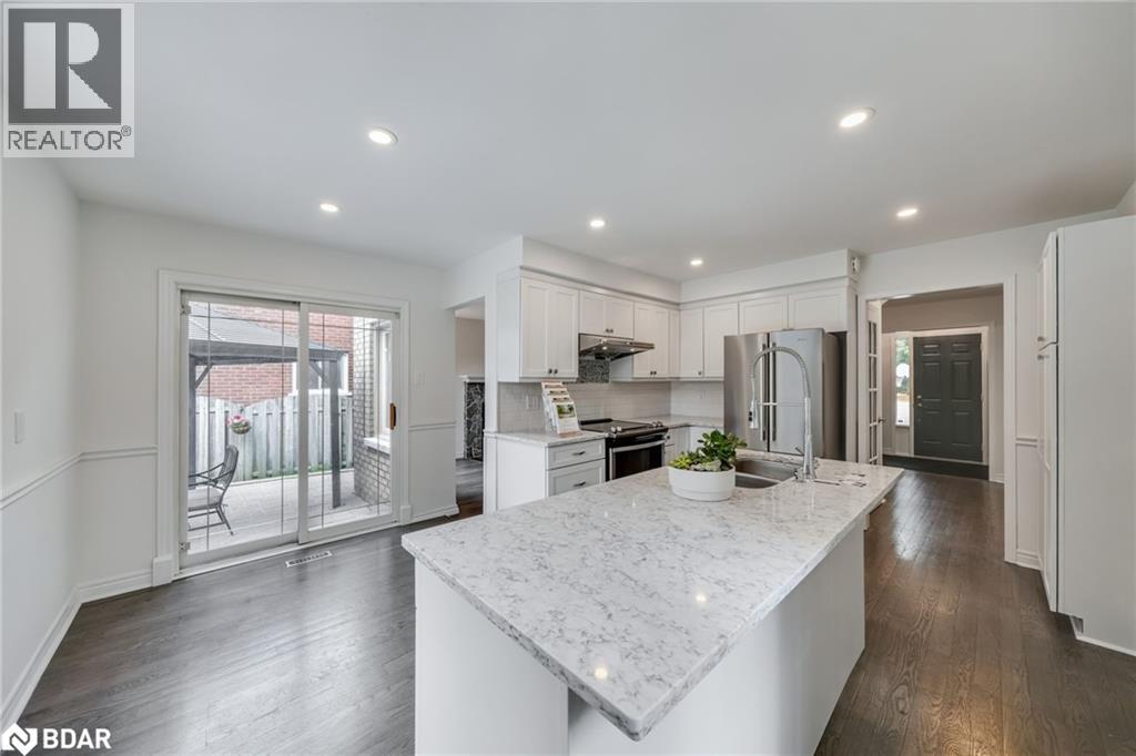 Photo 37 of 6 Milne Court, Barrie ON
