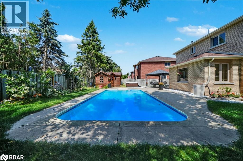 Photo 43 of 6 Milne Court, Barrie ON