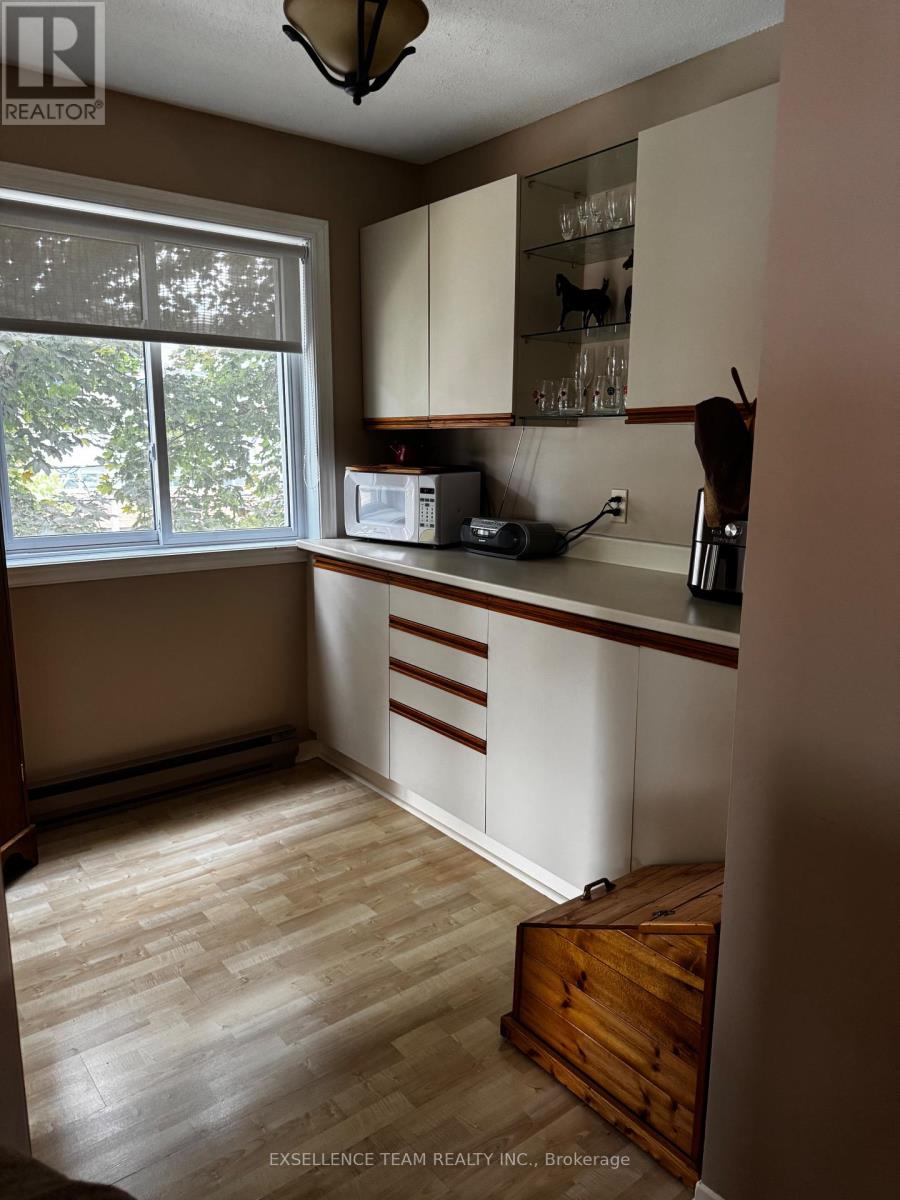 Photo 8 of 305 118 Fourth Street E, Cornwall ON