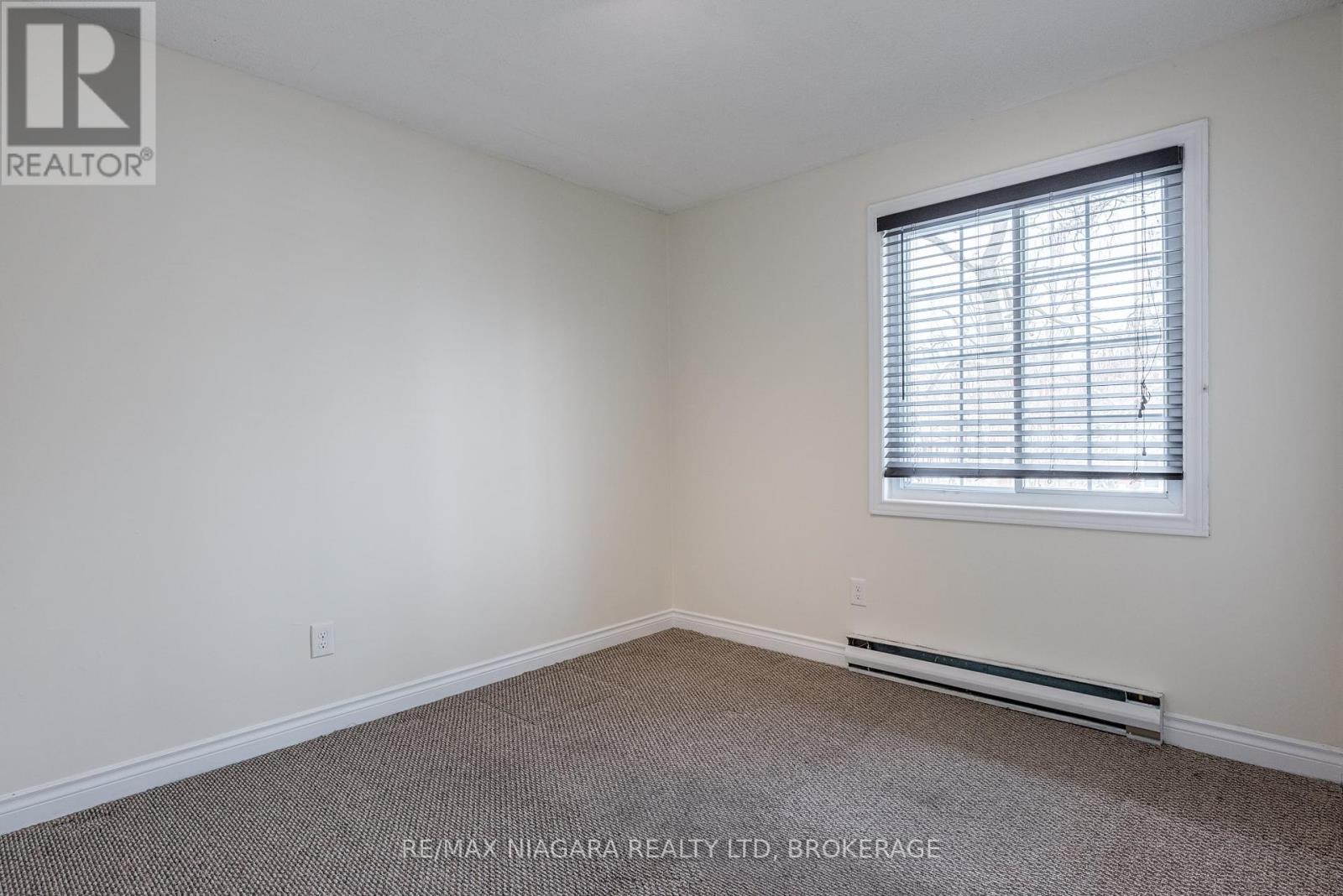 Photo 35 of 204 6381 Dunn Street, Niagara Falls ON