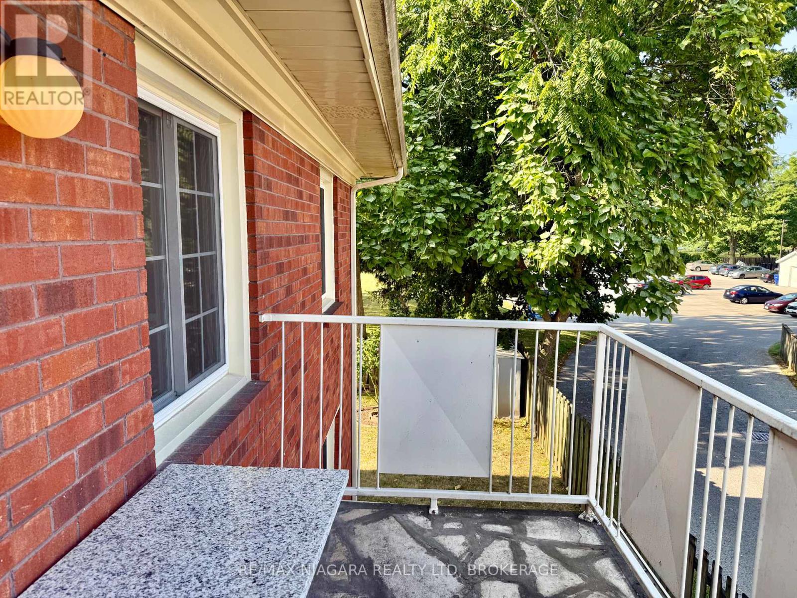 Photo 21 of 204 6381 Dunn Street, Niagara Falls ON