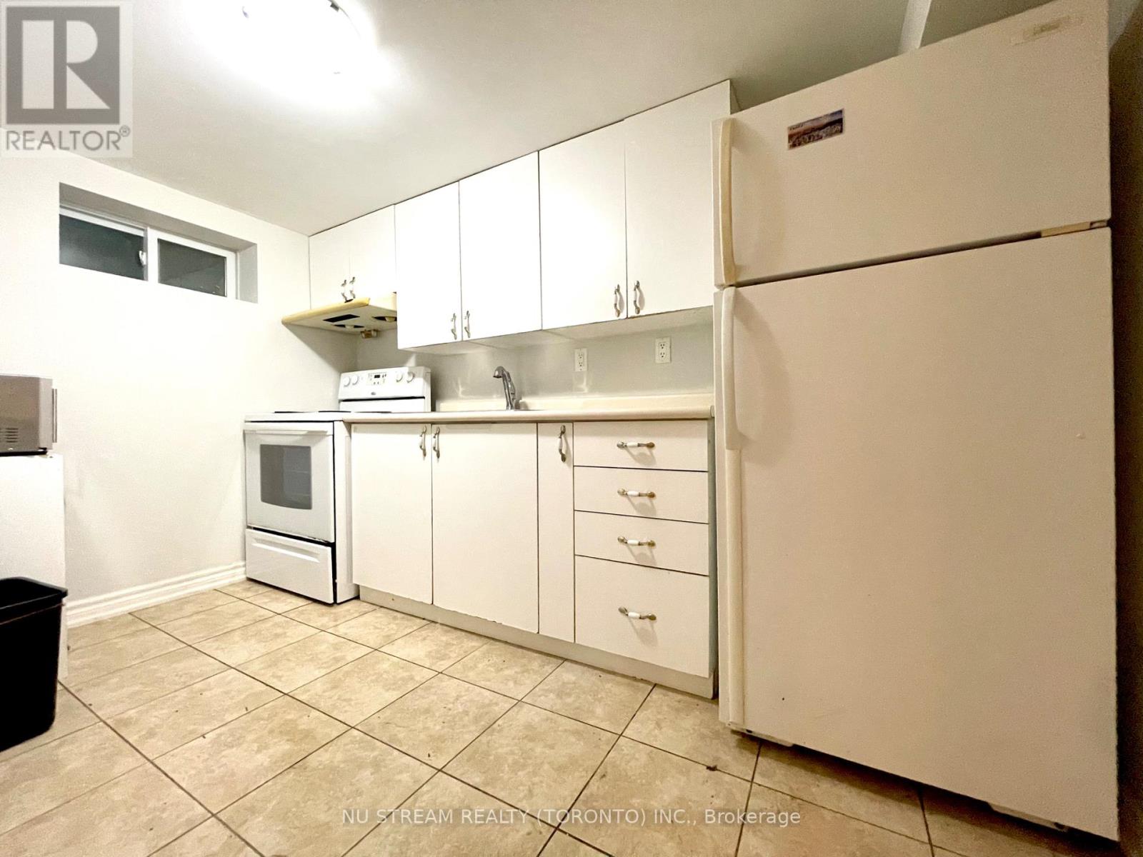 Photo 3 of Bsmt 28 Bushcroft Grove, Toronto ON