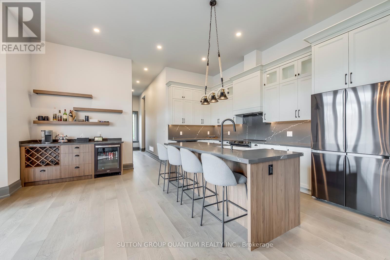 Photo 12 of 6 4805 Muskoka District 169 Road, Muskoka Lakes ON