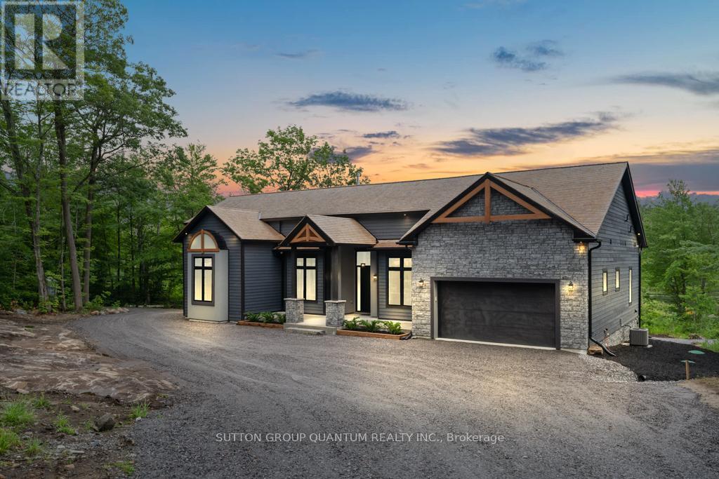 Photo 2 of 6 4805 Muskoka District 169 Road, Muskoka Lakes ON