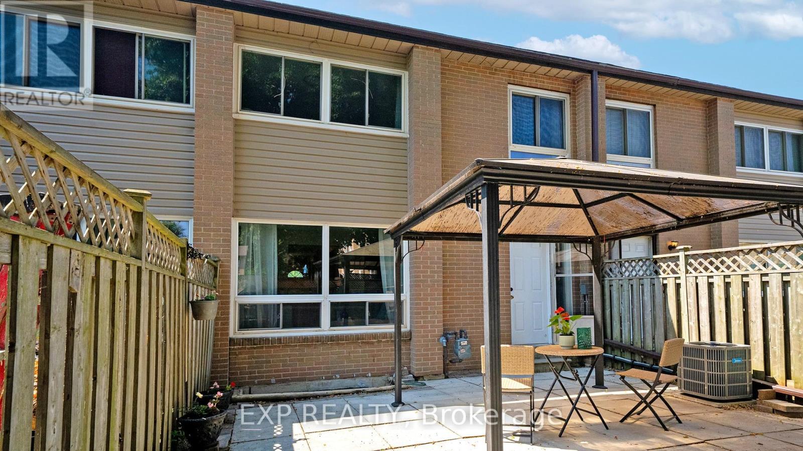 Photo 43 of 70 1235 Radom Street, Pickering ON