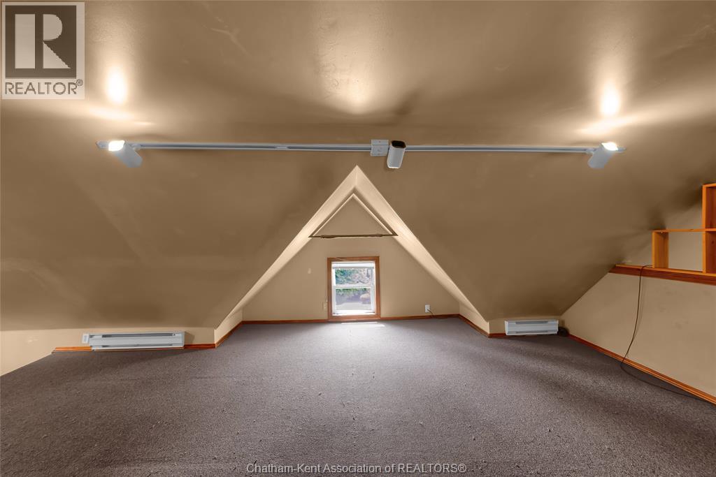 Photo 41 of 468 King Street West, Chatham ON