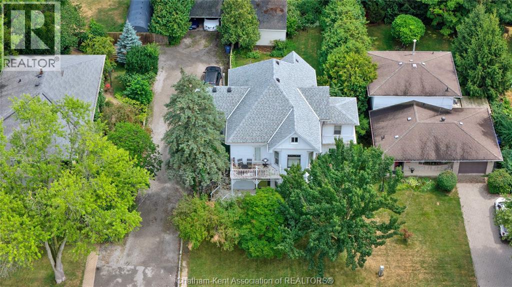 Photo 1 of 468 King Street West, Chatham ON