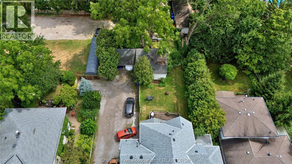 Photo 9 of 468 King Street West, Chatham ON