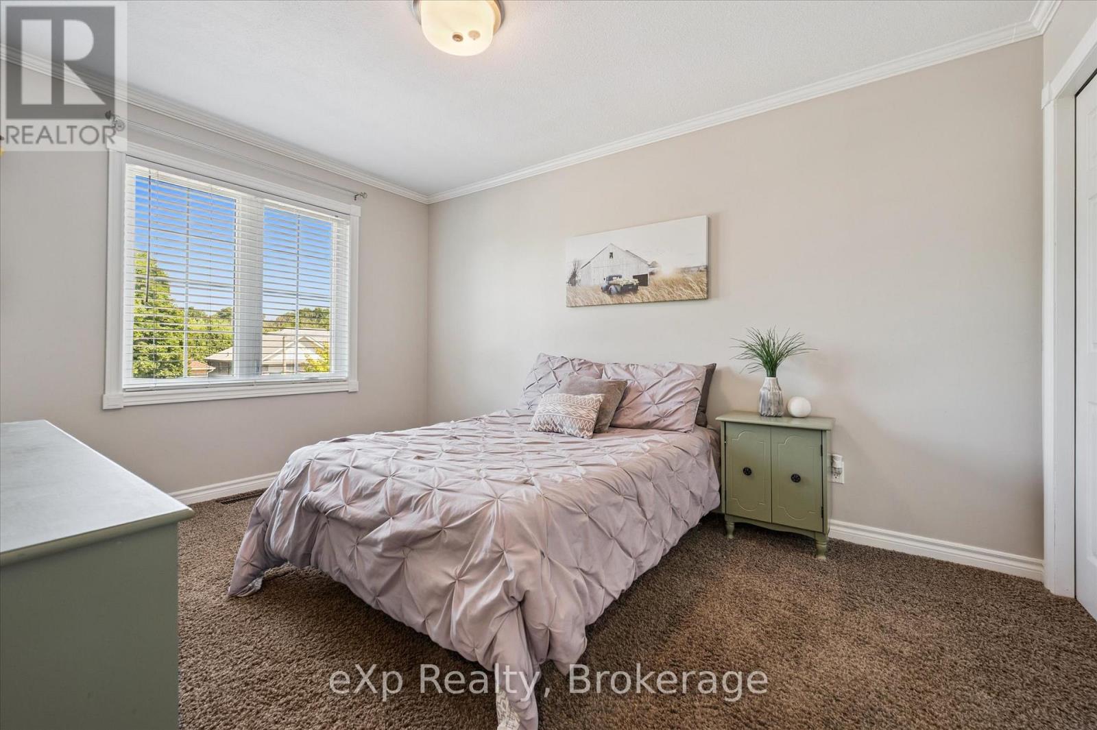Photo 21 of 530 Watt Street, Centre Wellington ON