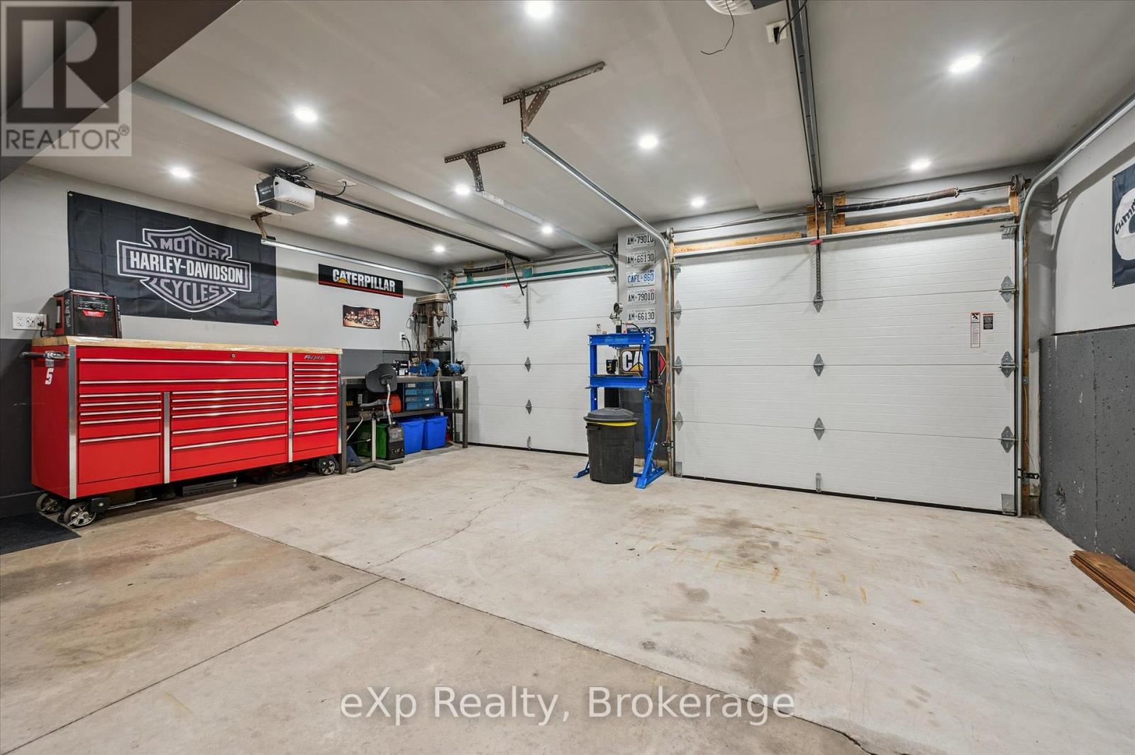 Photo 34 of 530 Watt Street, Centre Wellington ON
