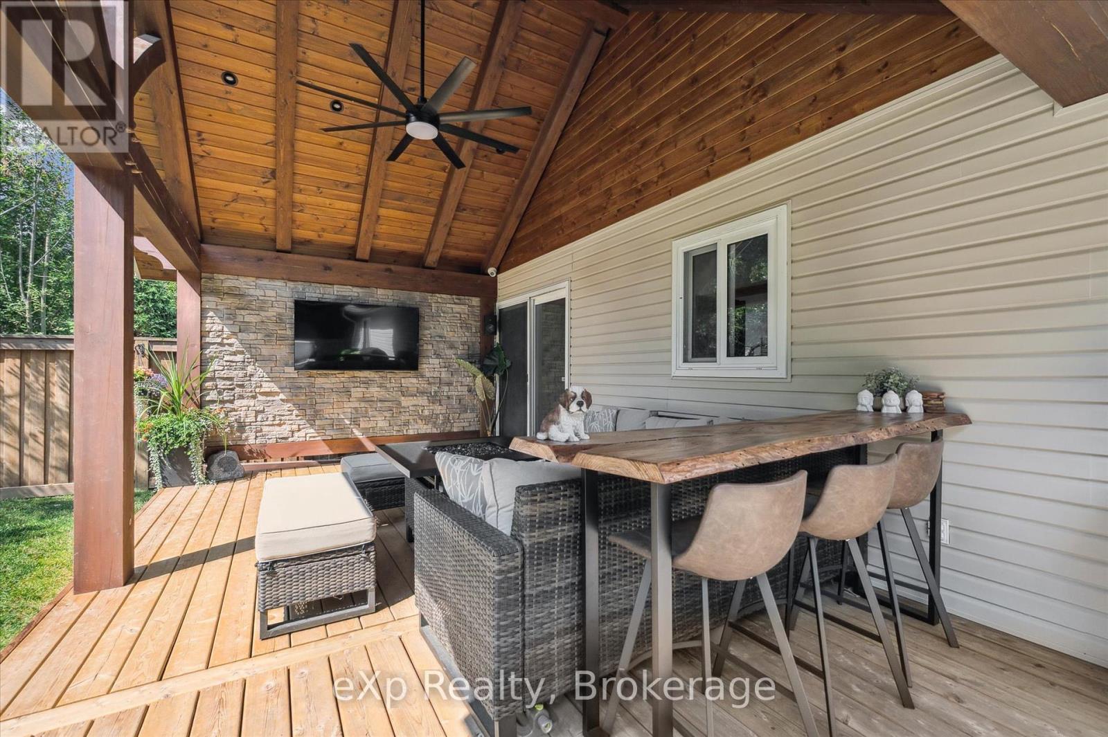 Photo 39 of 530 Watt Street, Centre Wellington ON