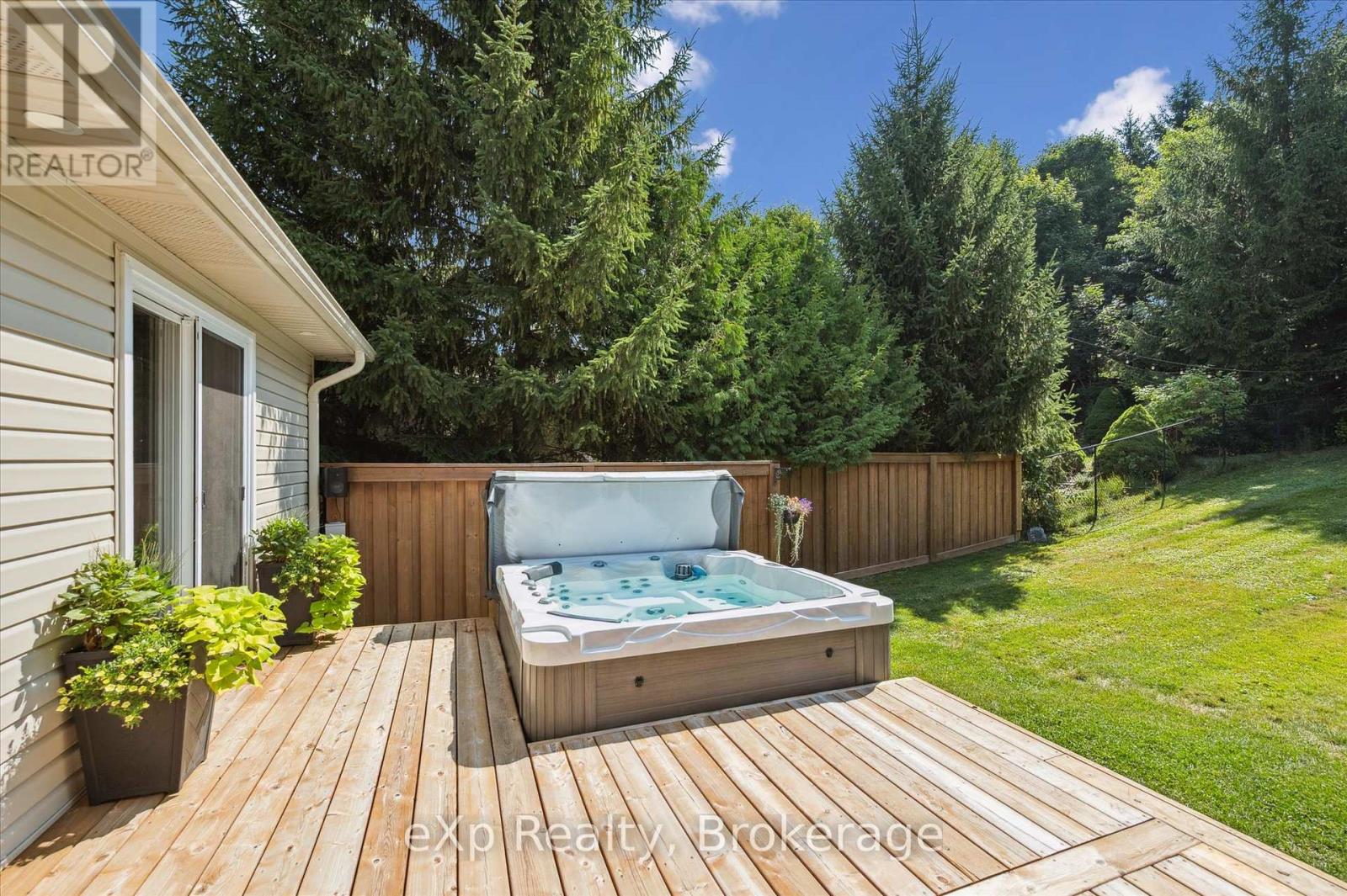 Photo 41 of 530 Watt Street, Centre Wellington ON