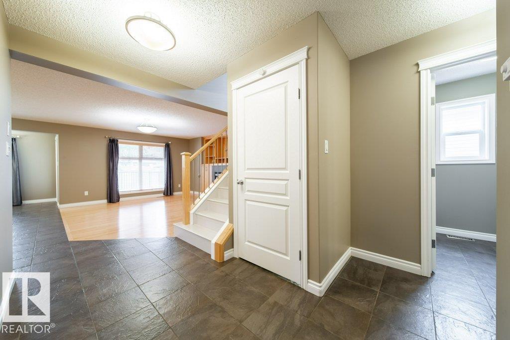 Photo 14 of 507 Crandell Ct, Sherwood Park AB