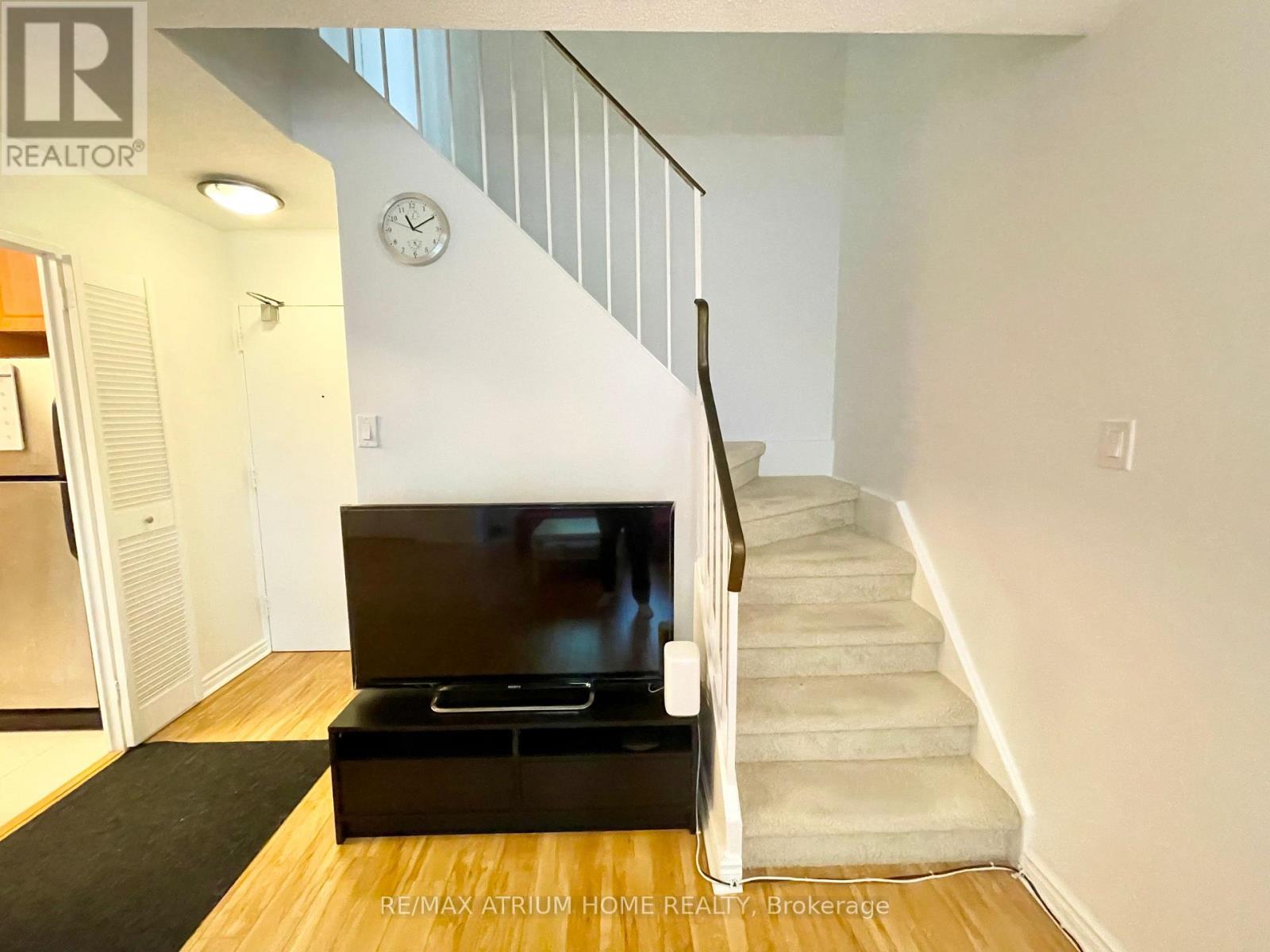 Photo 18 of 332 16 A Elgin Street, Markham ON