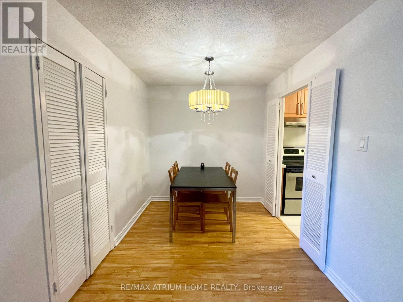 Photo 7 of 332 16 A Elgin Street, Markham ON