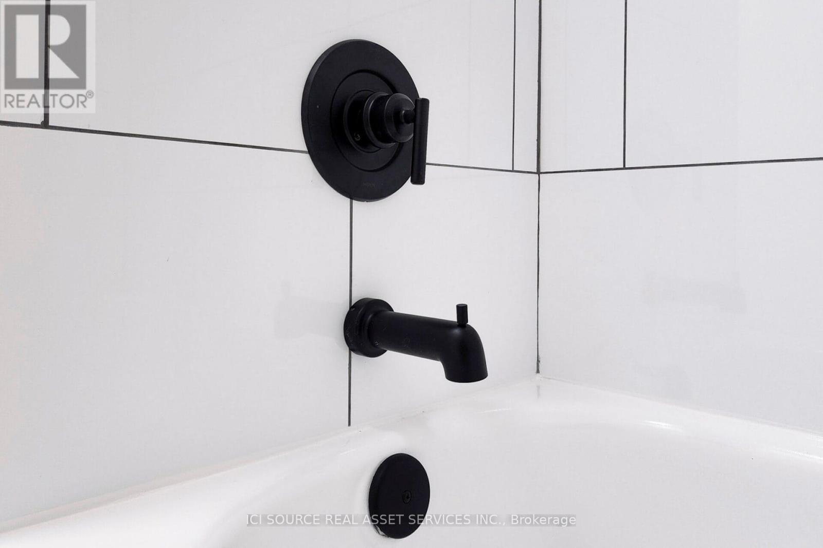 Photo 15 of 8 1370 Silver Spear Road, Mississauga ON