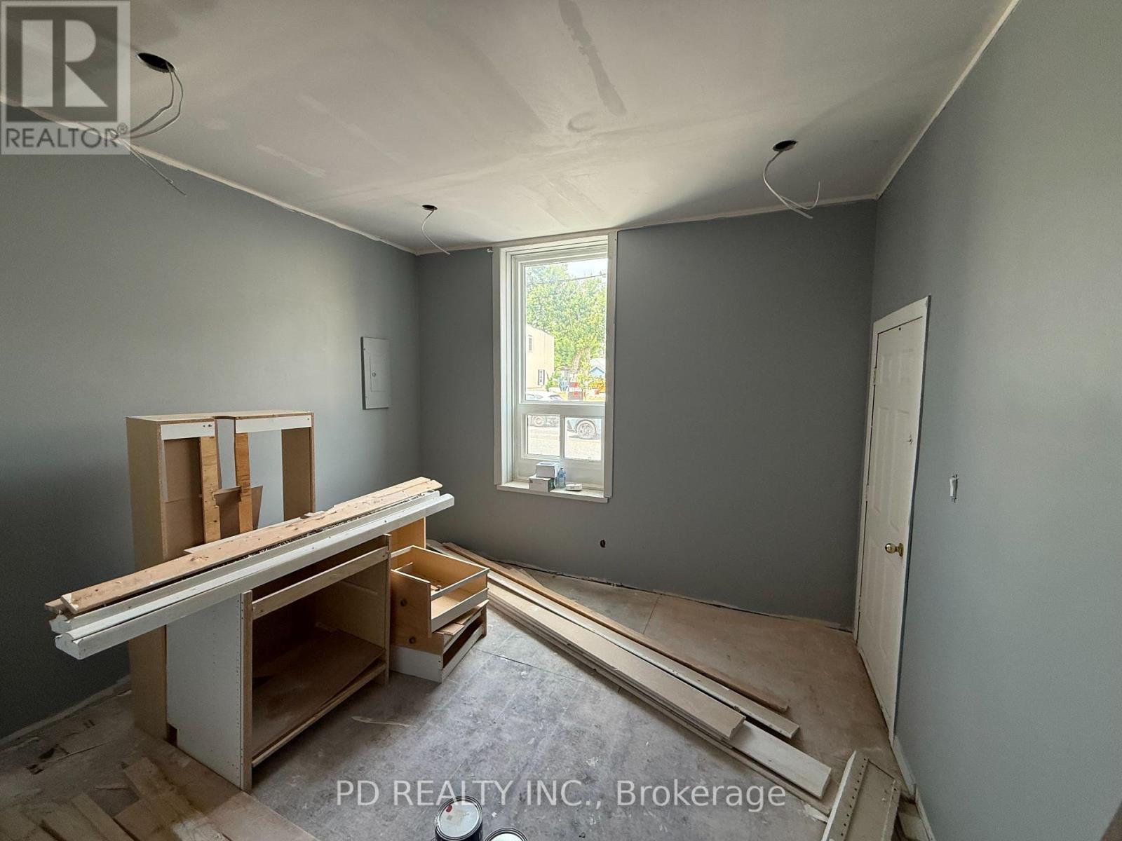 2 - 34-36 KING STREET E - Photo 4 of 5, Kawartha Lakes (Omemee), Ontario